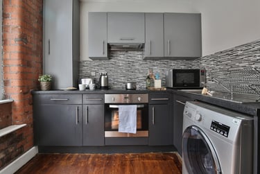 Silver 3 Bed Duplex at iQ Hollingworth House, Fairfield Street, City Centre, Manchester, M13GN - Image 9